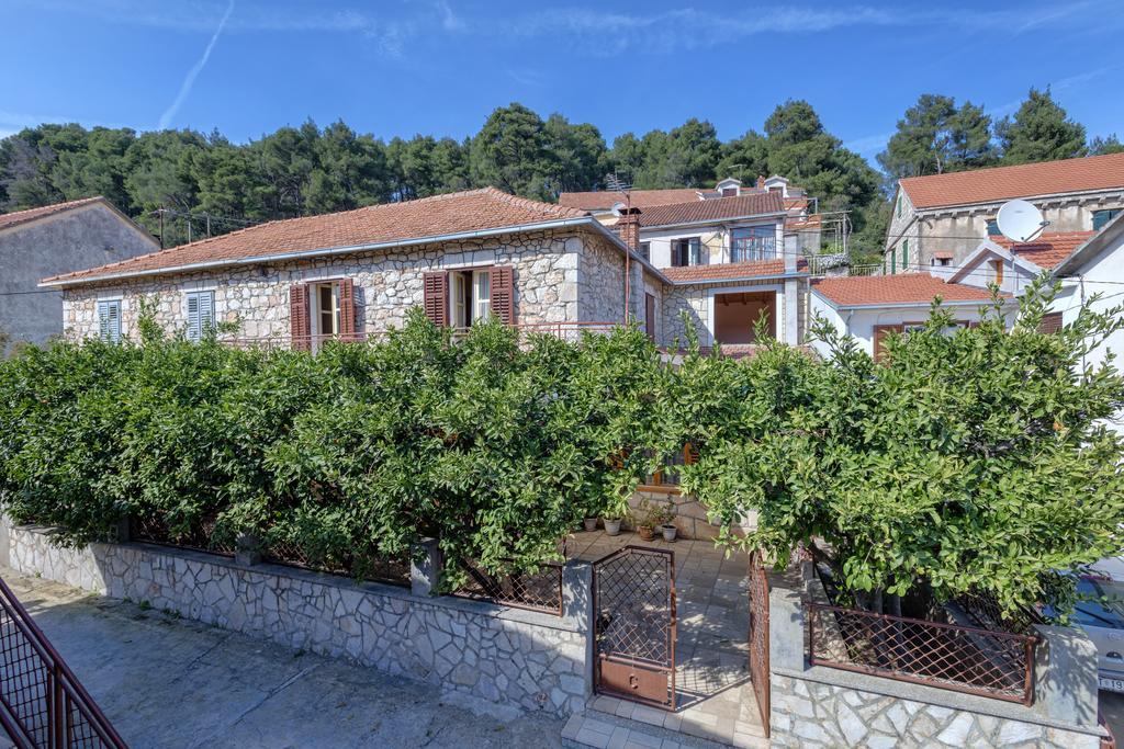 Holiday Home Leonida Jelsa  Exterior foto